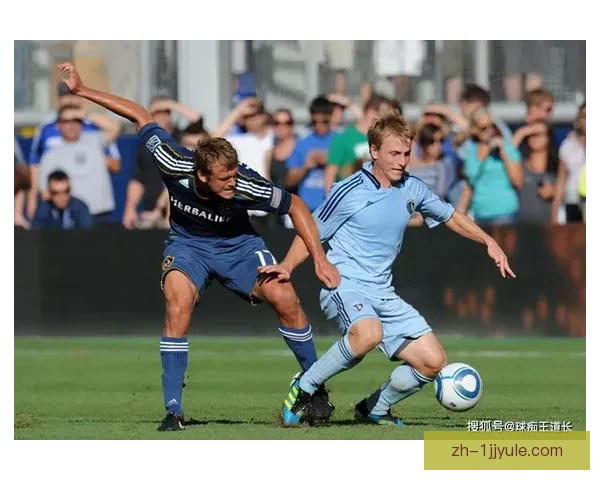 《足球教练》罗哈斯试训美职联二级联赛